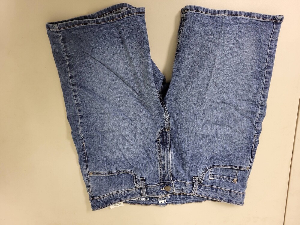 Lee Riders Midrise Bermuda Jean Shorts Womens Size 16 Medium Denim Blue Casual